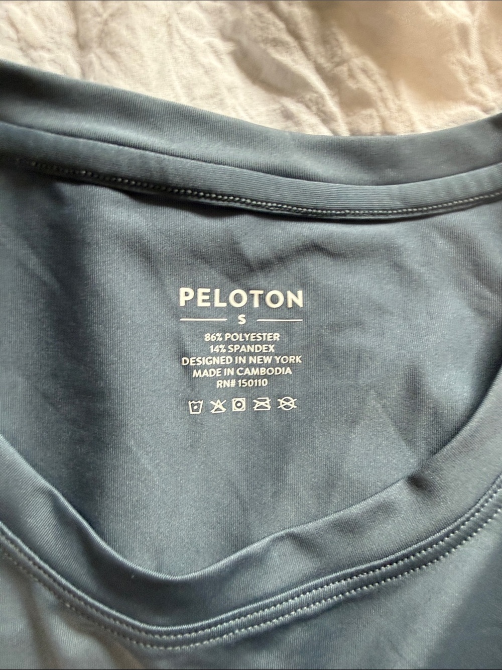 Peloton Slate Blue Performance Muscle Tank - Picture 3 of 3